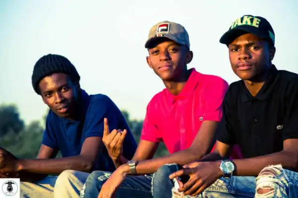 Authentic Souls - Sdeleli (Matured Groove)